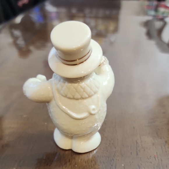 Lenox Snowman Figurine - White and Gold - Picture 4 of 6